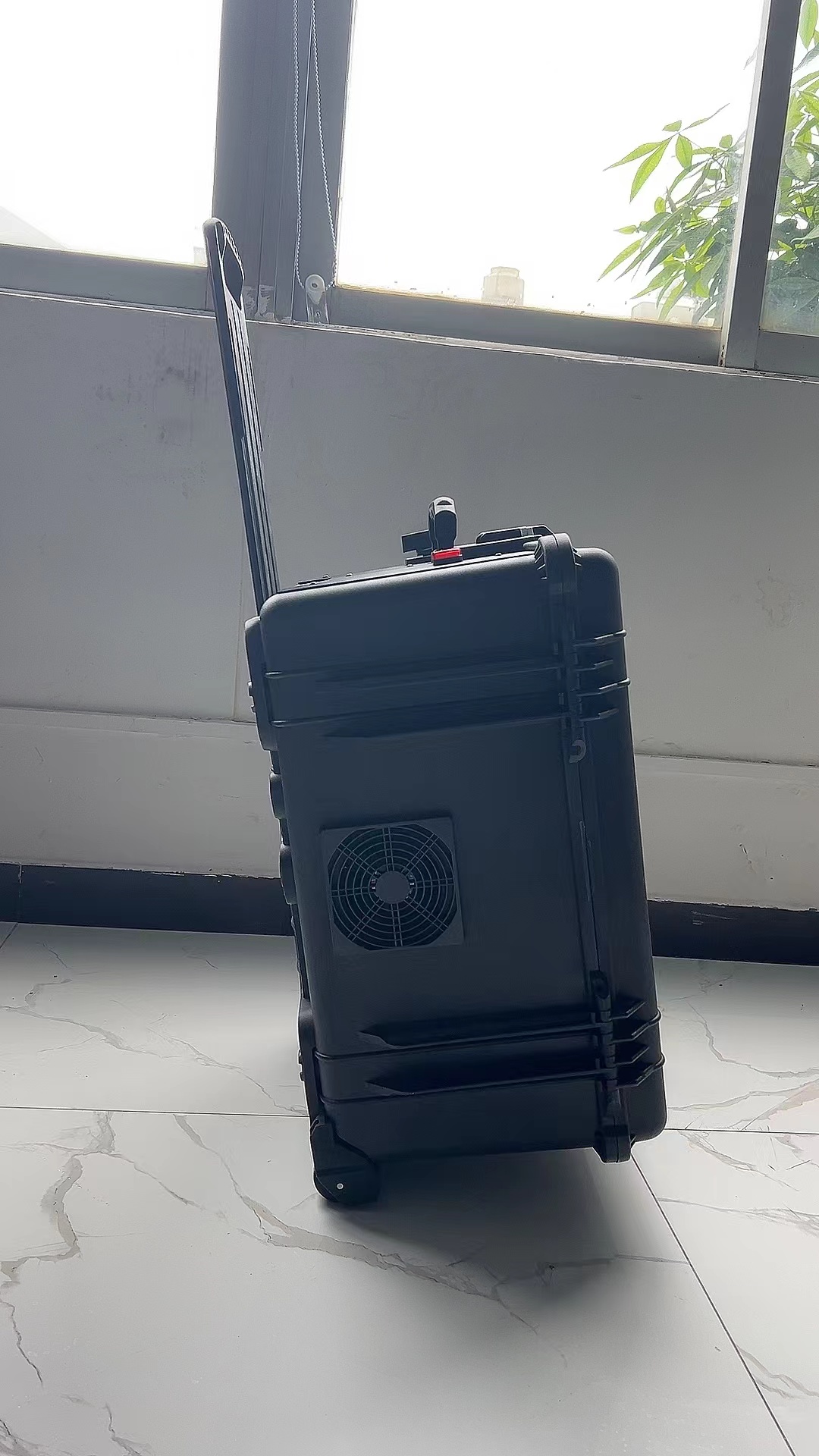 乌海手拉箱型移动通信干扰器